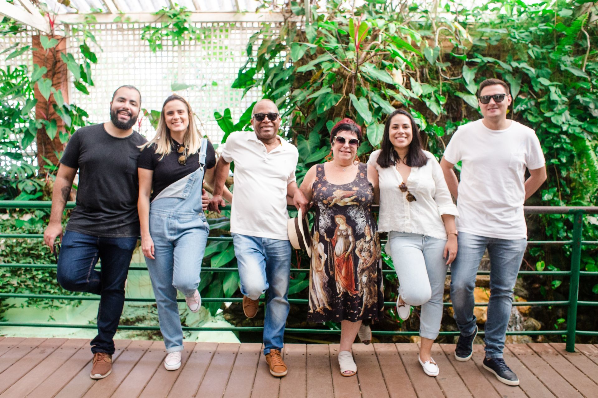 Foto Marcia, Enildo, Gabrielle, Édipo, Vinicius e Lucilli Foto Marcia, Enildo, Gabrielle, Édipo, Vinicius e Lucilli - Imagem 8