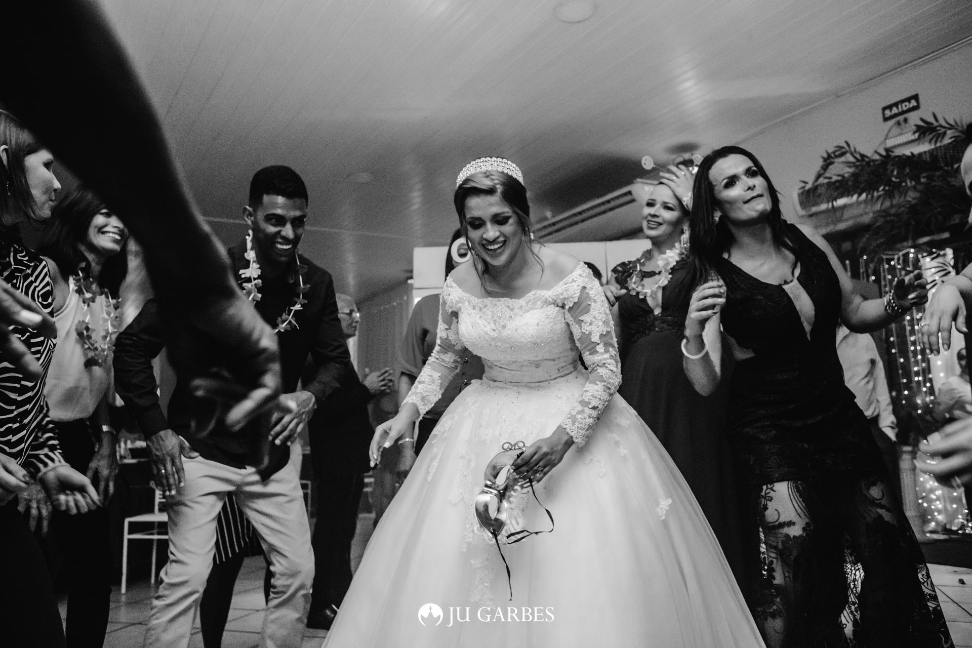 Foto Ensaio Documental expressivo do casamento de Paula e Eduardo Foto Ensaio Documental expressivo do casamento de Paula e Eduardo - Imagem 53