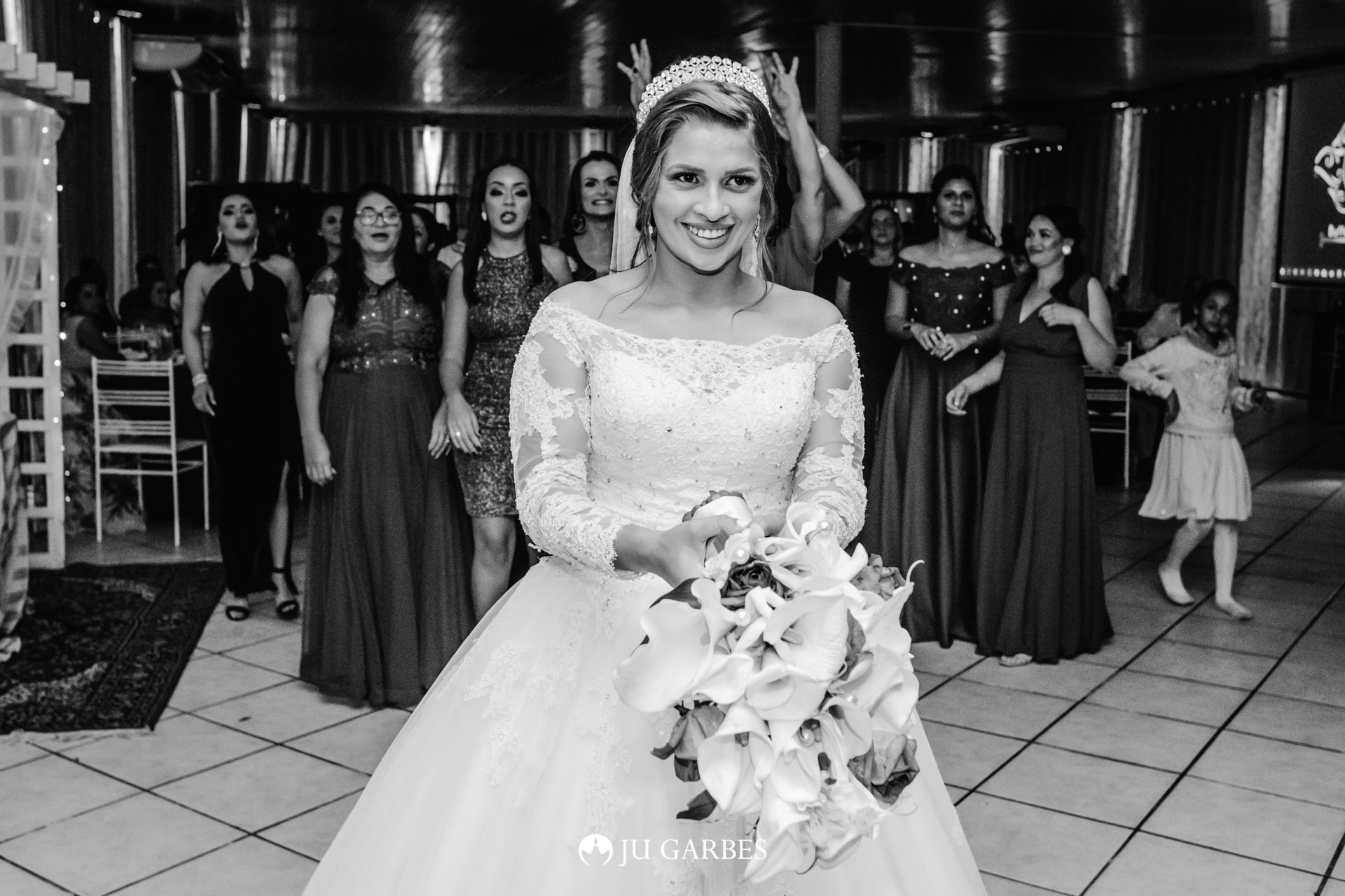 Foto Ensaio Documental expressivo do casamento de Paula e Eduardo Foto Ensaio Documental expressivo do casamento de Paula e Eduardo - Imagem 36