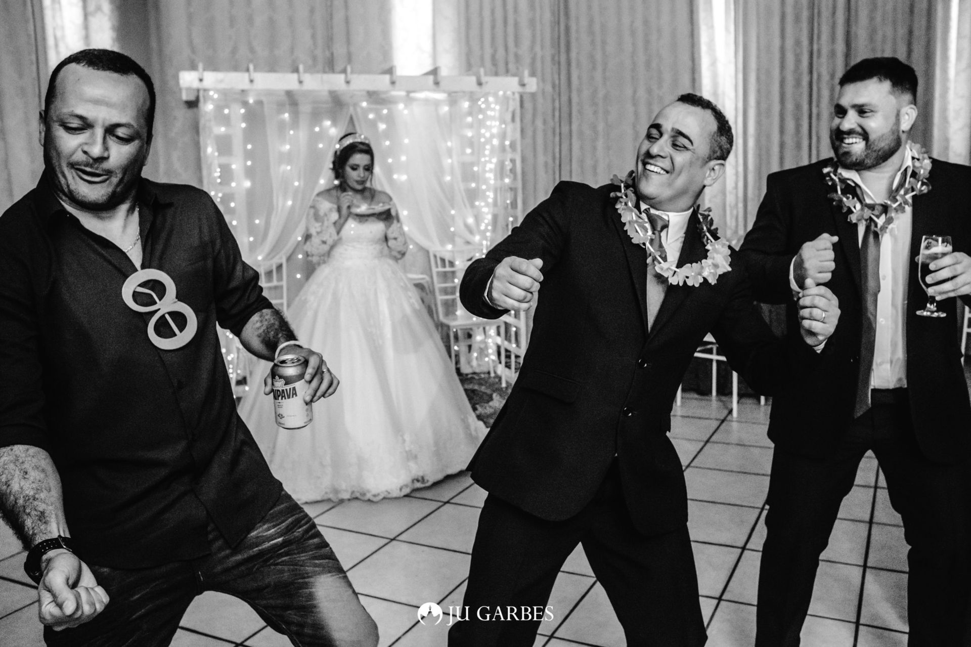 Foto Ensaio Documental expressivo do casamento de Paula e Eduardo Foto Ensaio Documental expressivo do casamento de Paula e Eduardo - Imagem 61