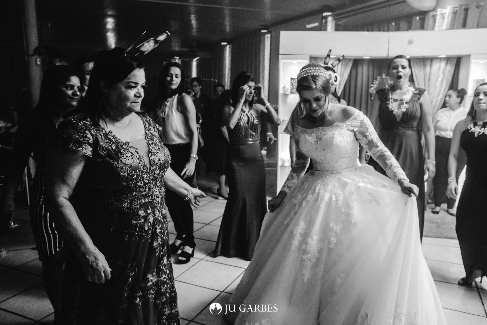 Foto Ensaio Documental expressivo do casamento de Paula e Eduardo Foto Ensaio Documental expressivo do casamento de Paula e Eduardo - Imagem 56